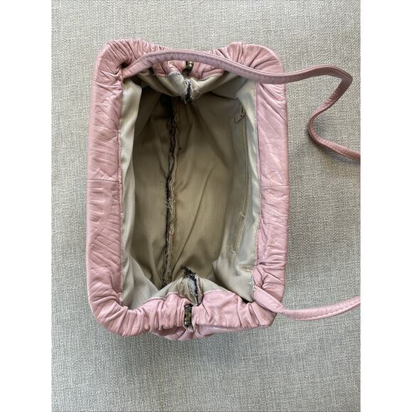 Vintage Pink Leather Clamshell Handbags Crossbody Purse Boho 1970s - Picture 7 of 10